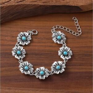 NEW - Turquoise Flower Bracelet, Silver. Floral Jewelry